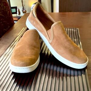 Woman’s UGG suade sneakers size 8